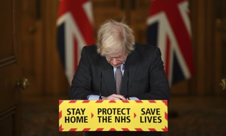 Boris Johnson durante una conferencia de prensa virtual sobre la pandemia en enero de 2021.