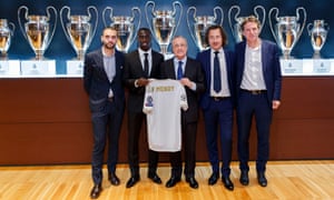 Yvan Le Mée, segundo desde la derecha, durante la presentación de Ferland Mendy por el Real Madrid en 2019.