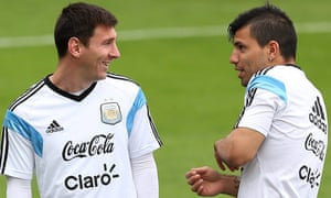 Lionel Messi y Sergio Agüero entrenan con Argentina en 2014