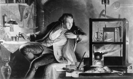 La invención del condensador independiente por James Watt llevó la era del vapor a un nuevo nivel.