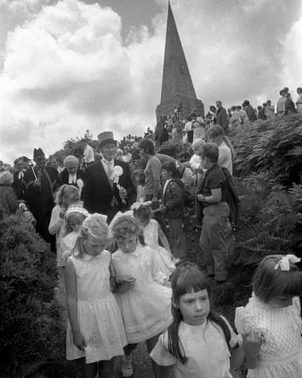 Ceremonia de John Knill, Worvas Hill, St Ives, Cornwall.